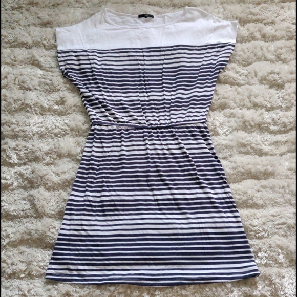 Tart Dresses & Skirts - EUC Striped dress